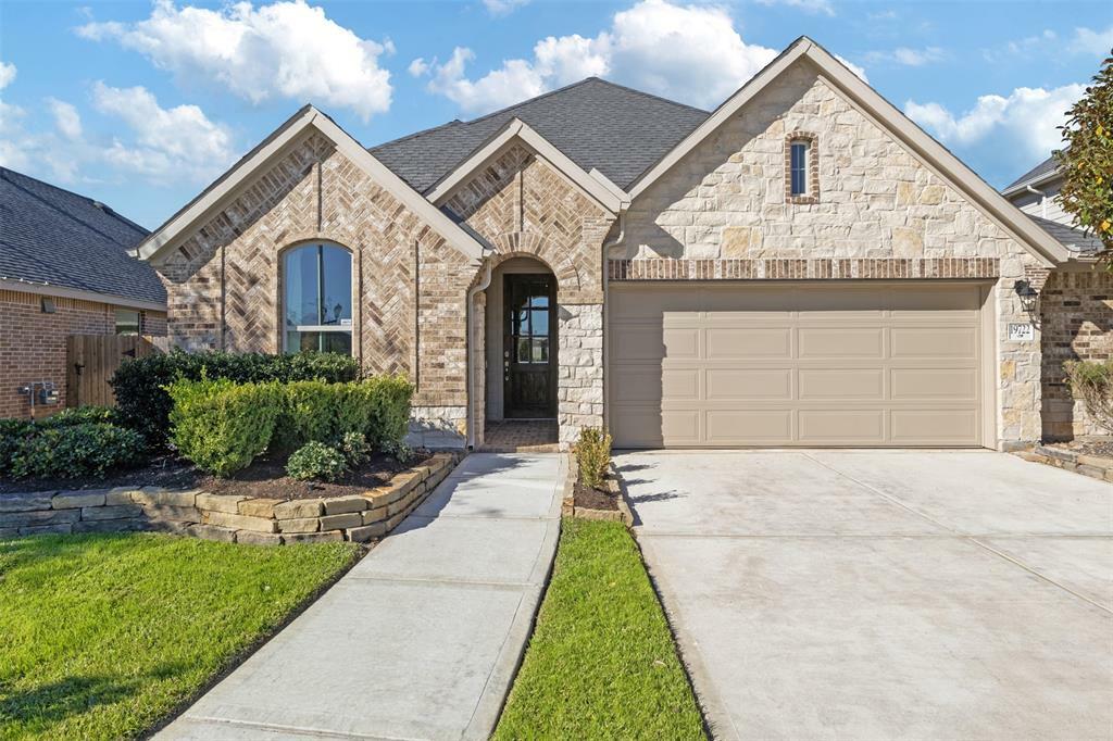 Property Photo:  8426 Terrace Valley Circle  TX 77407 