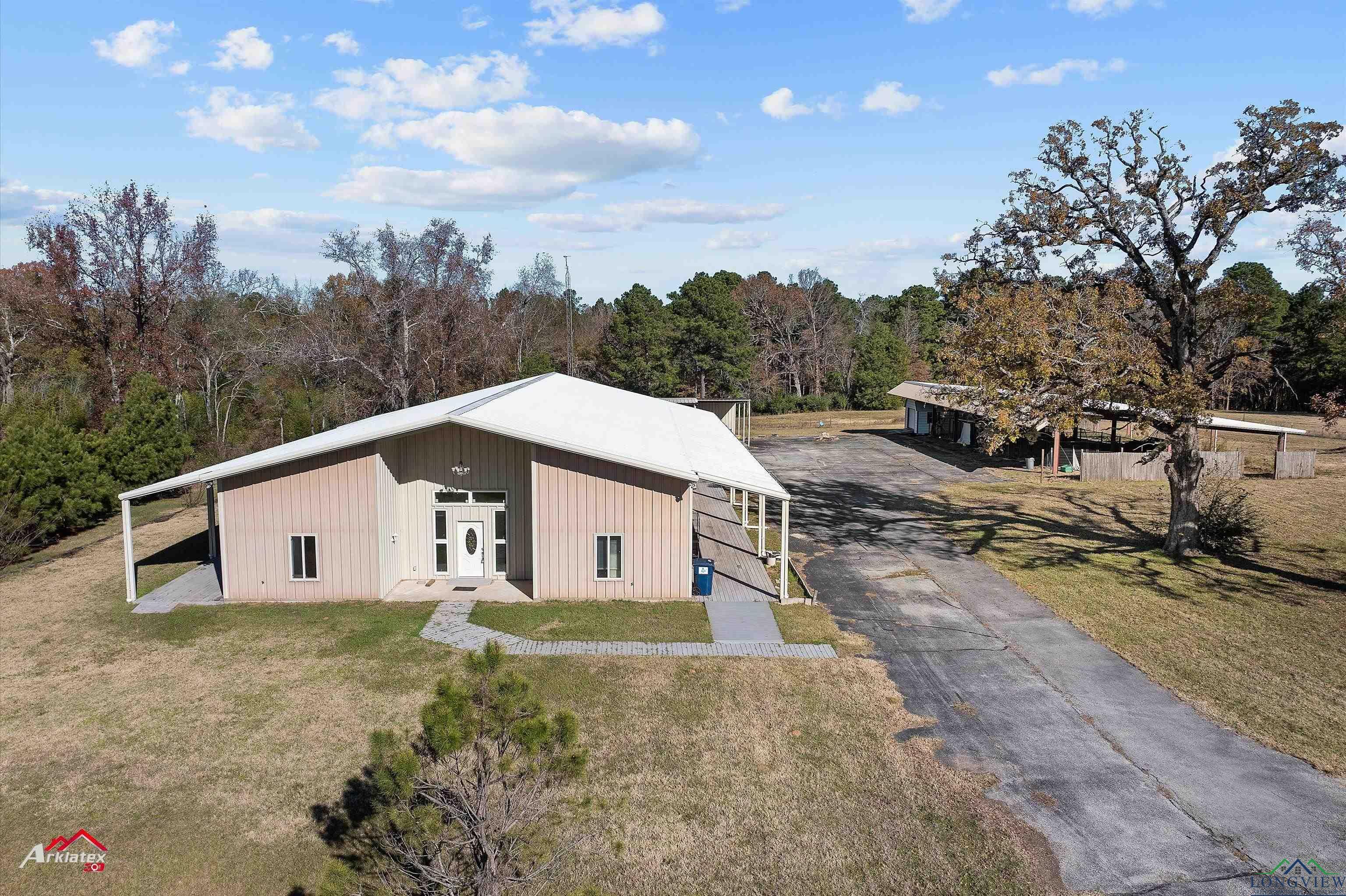 Property Photo:  6180 N US Hwy 259  TX 75652 