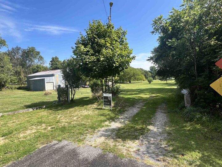 Property Photo: 305 E Lasalle Street MI 48816