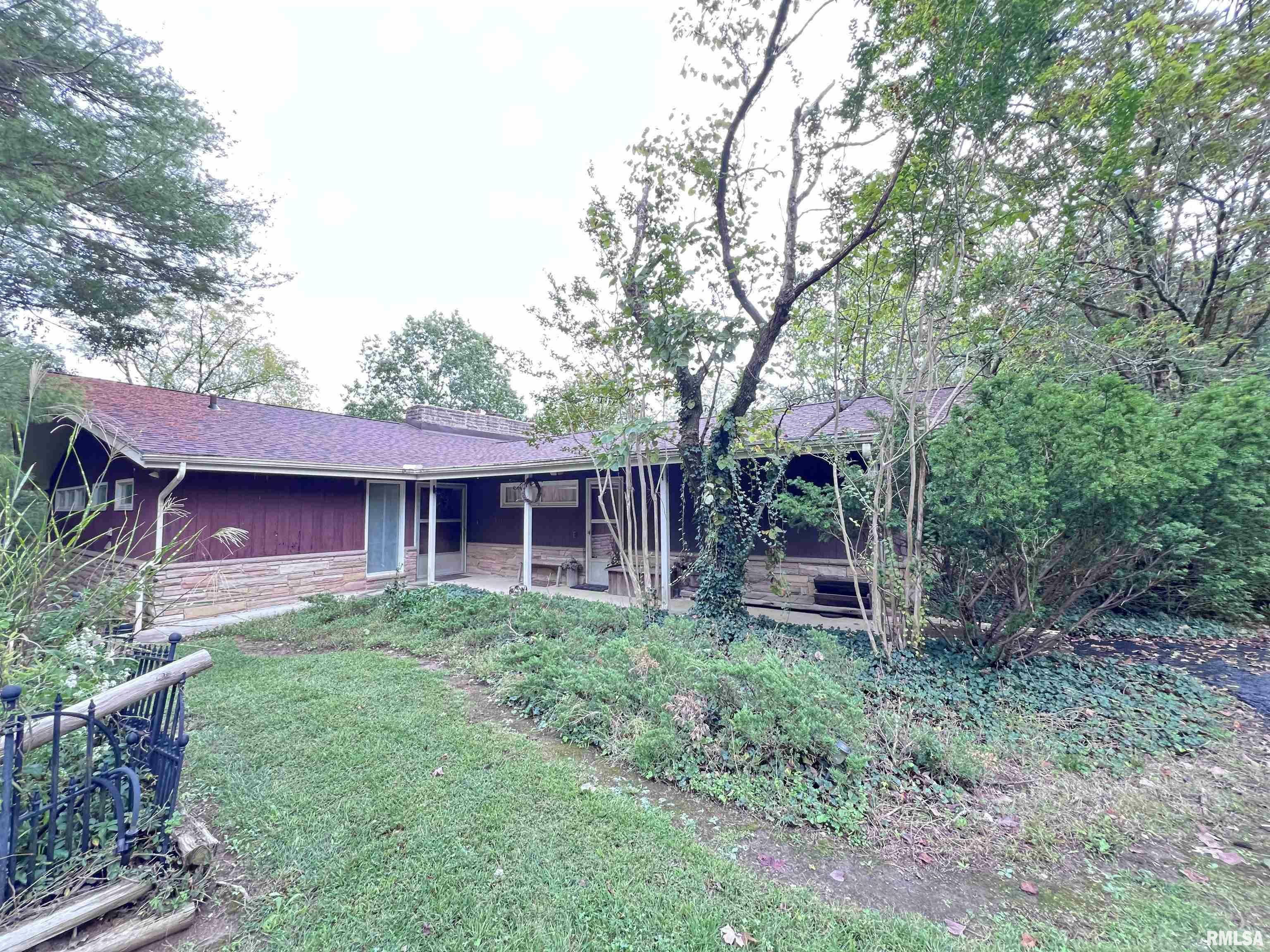 Property Photo: 88 Dakota Road IL 62902