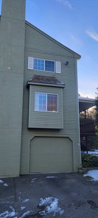 Property Photo:  36 A Country Club Ln 36 A  MA 01757 