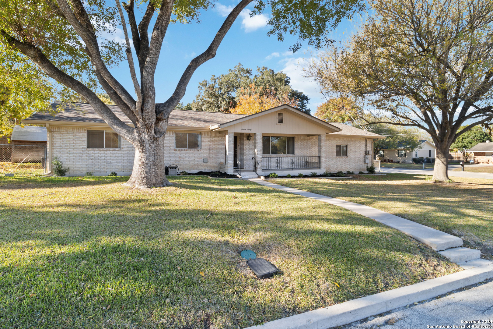 Property Photo:  1120 Iris Ln  TX 78130 