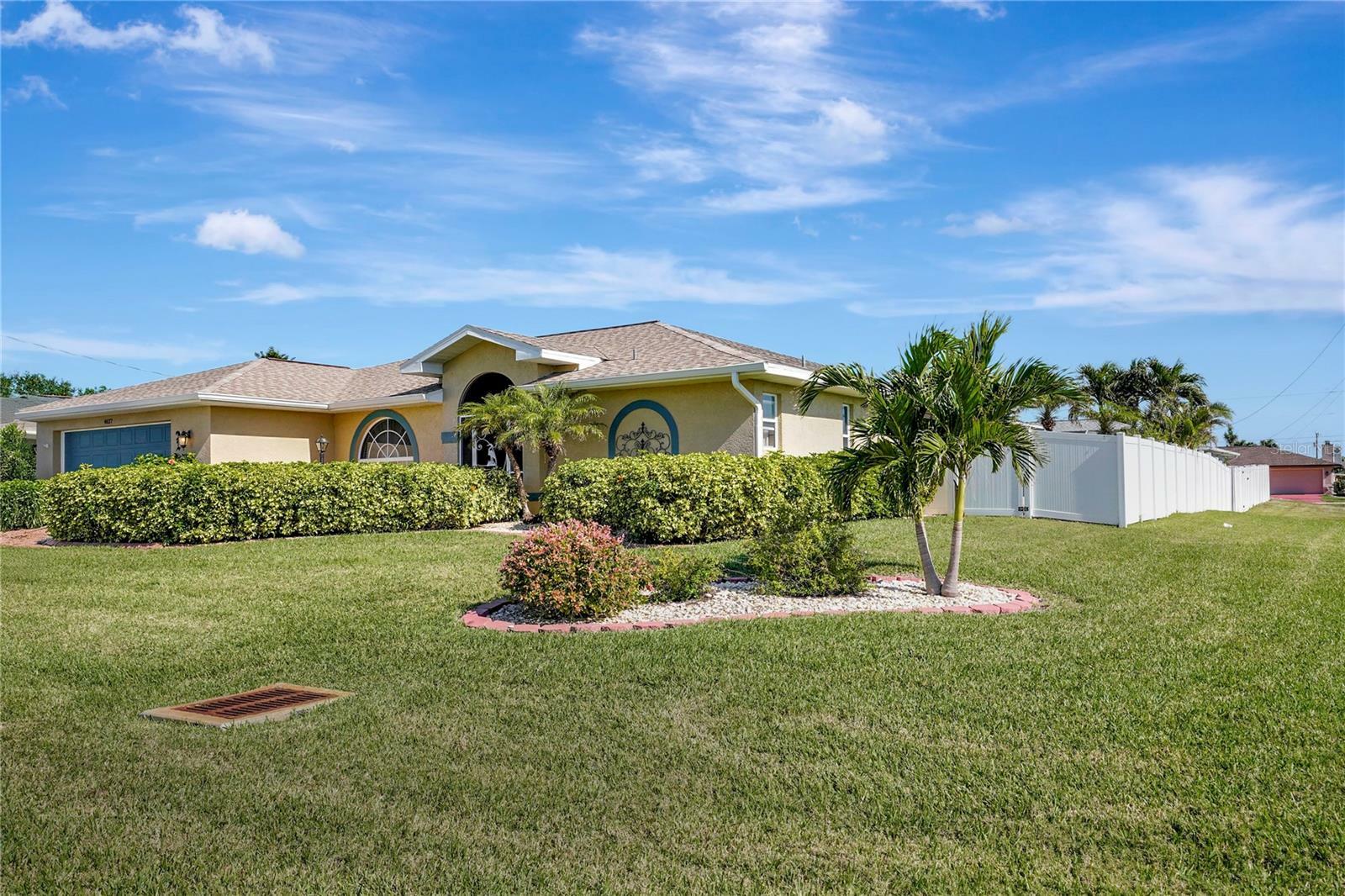 Property Photo:  4627 SW 6th Avenue  FL 33914 