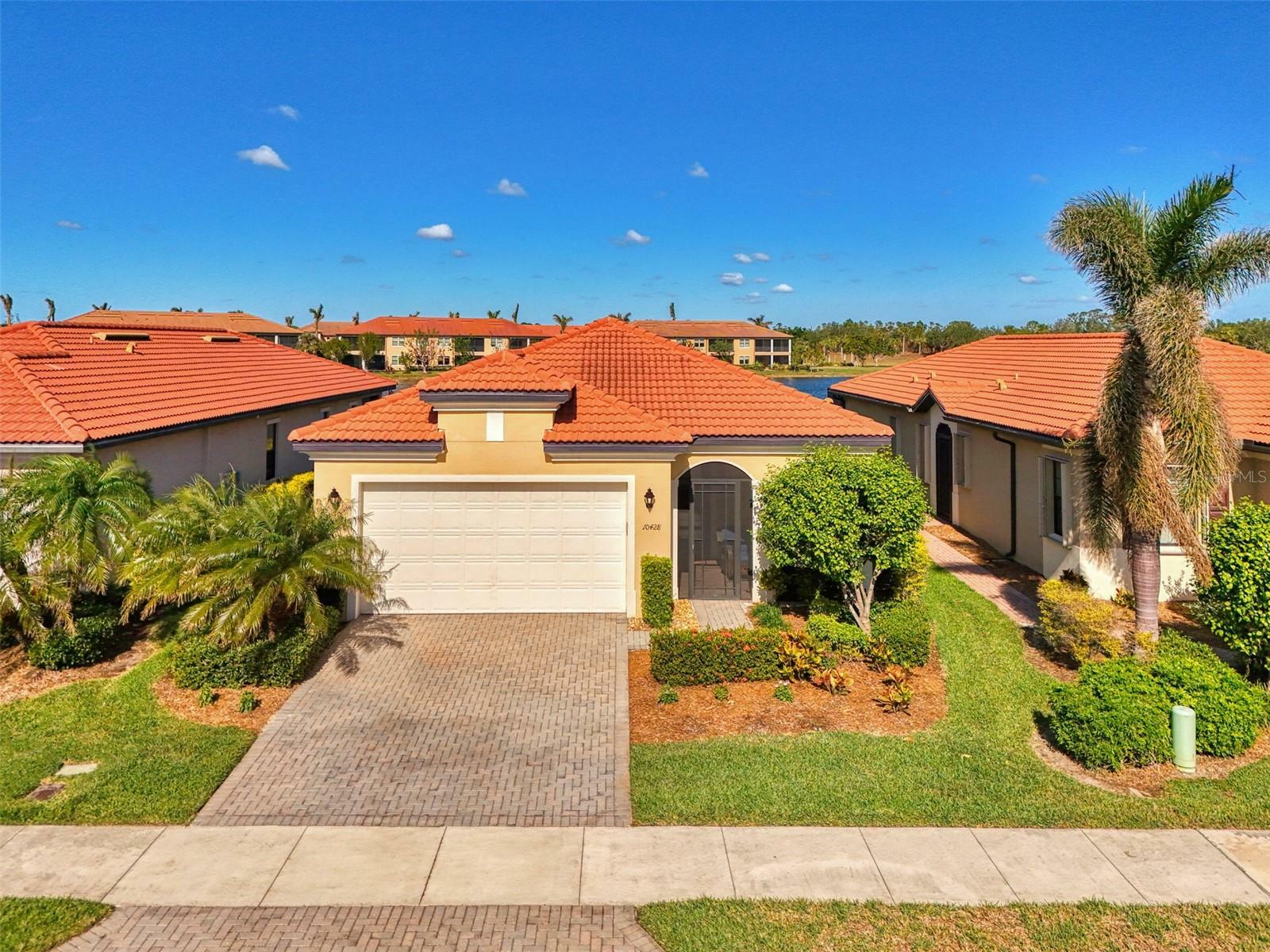 Property Photo:  10428 Crooked Creek Drive  FL 34293 