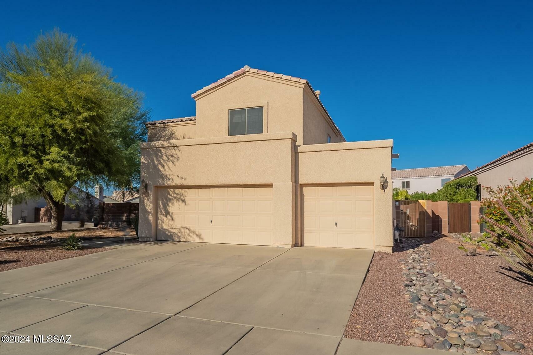 Property Photo: 9449 N Elan Lane AZ 85742