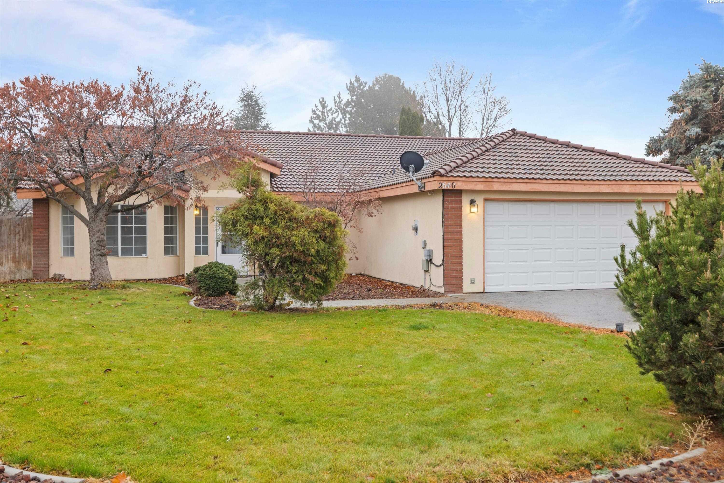 Property Photo:  2640 Royal Palm Ave.  WA 99353 