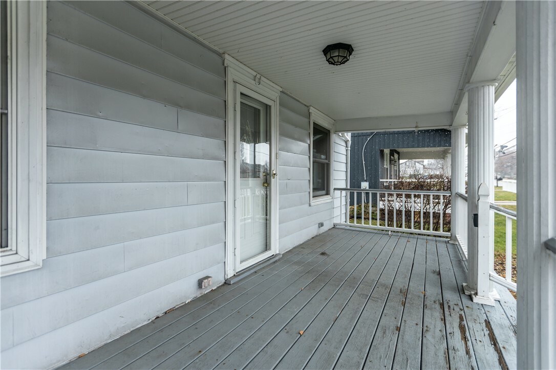 Property Photo:  1440 4th St  PA 15063 