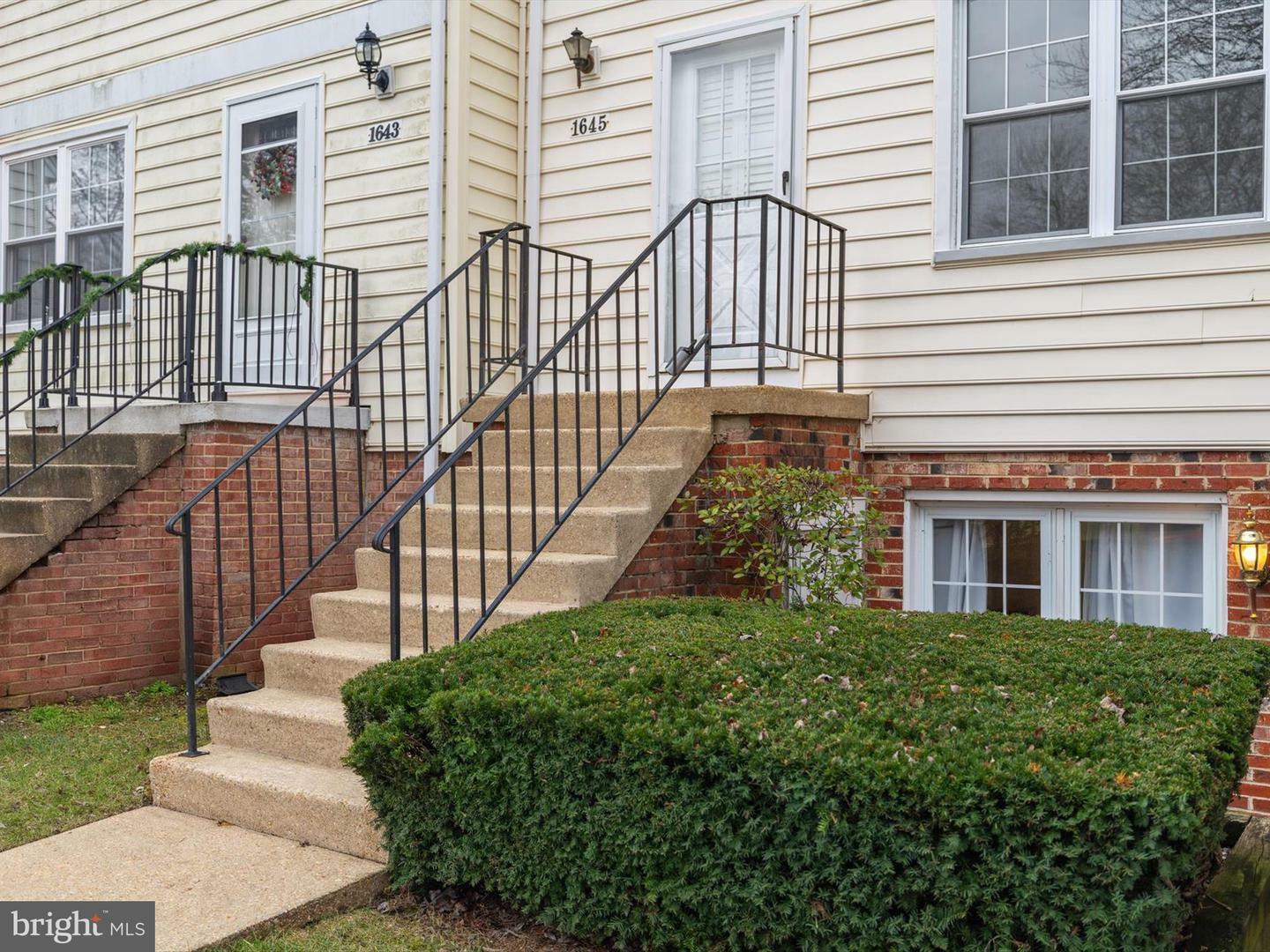 Property Photo:  1645 Hart Court  MD 21114 