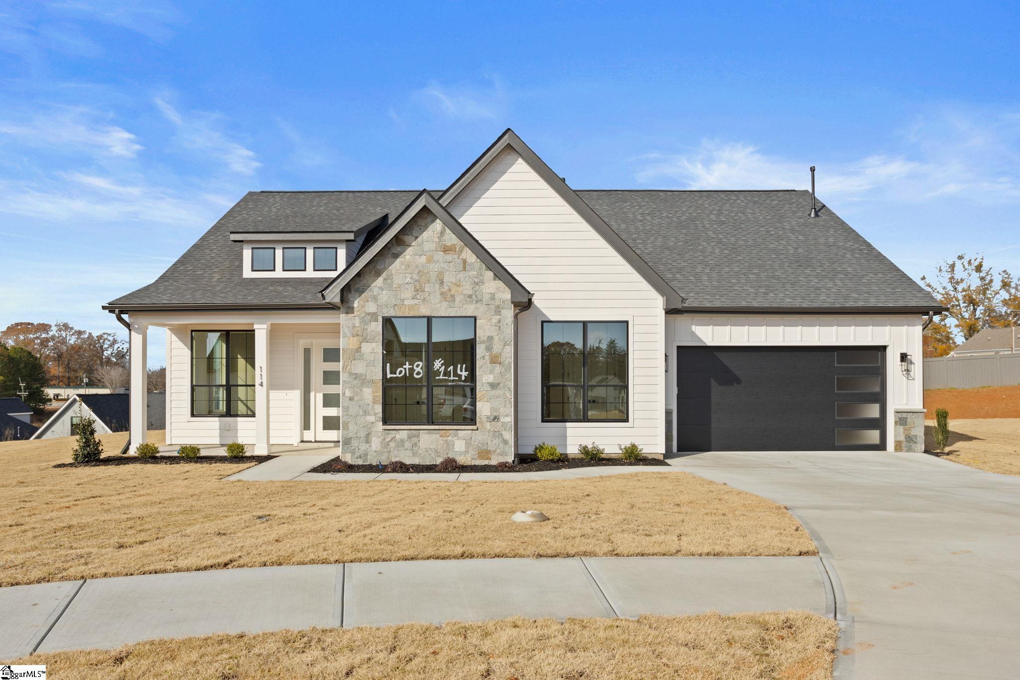Property Photo: 114 Castleford Drive SC 29631
