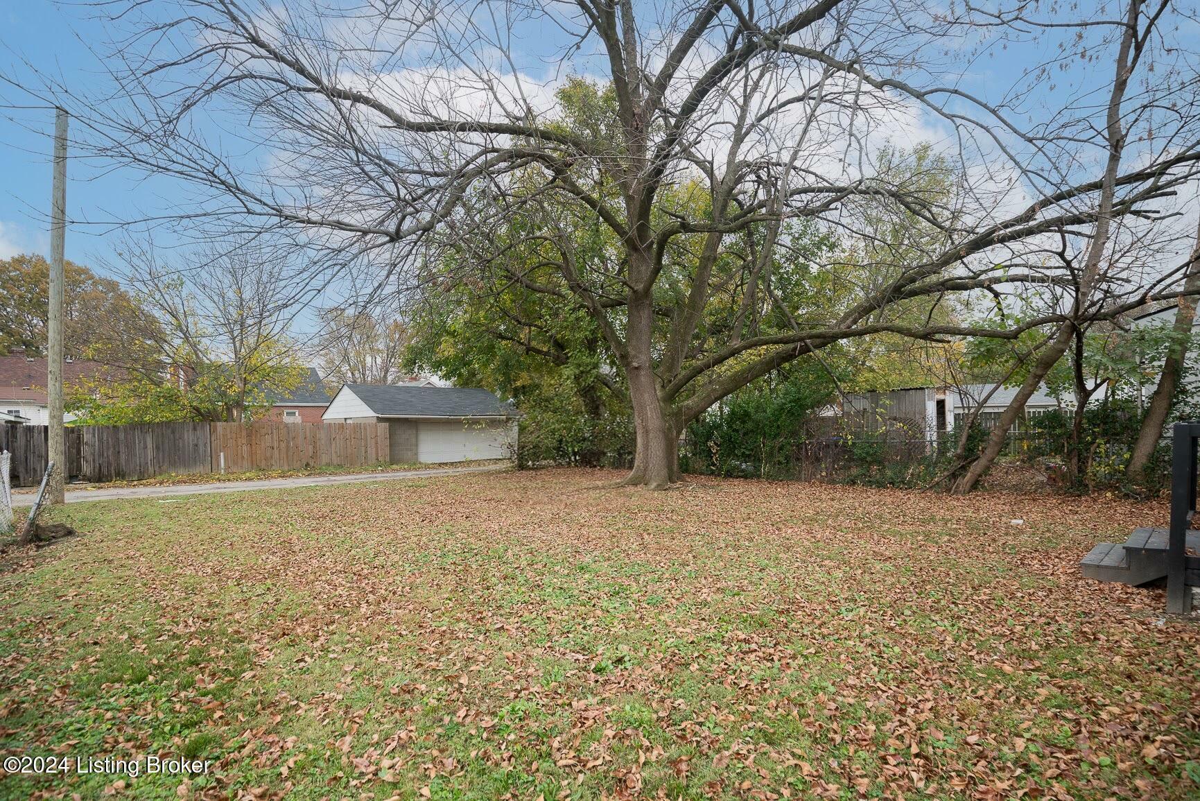 Property Photo:  533 W Whitney Ave  KY 40215 