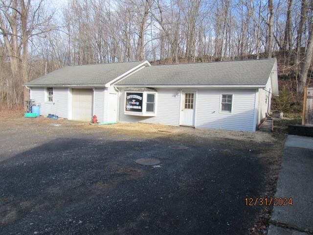 5926  Rt 9 Route  9  Rhinebeck NY 12572 photo