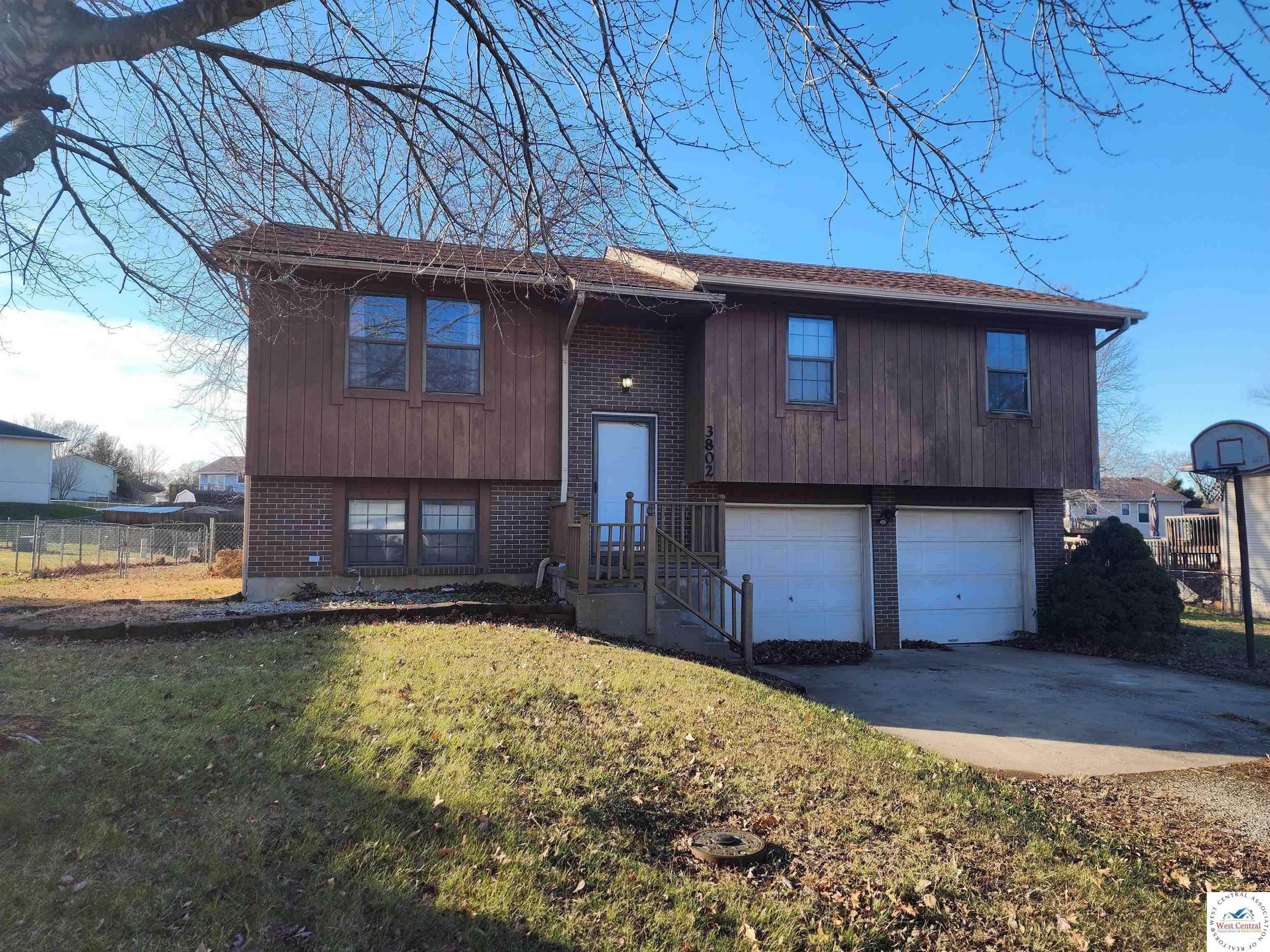 Property Photo:  3802 S New York  MO 65301 