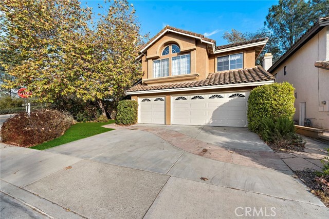 Property Photo:  2 Chickadee Lane  CA 92656 