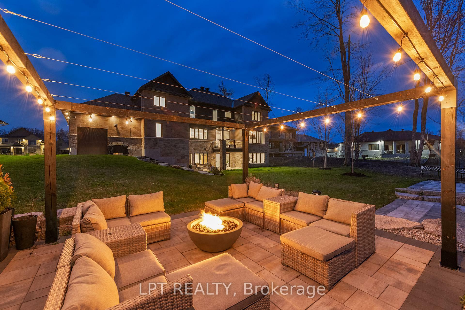 Property Photo: 438 Shoreway Drive ON K4P 0G3