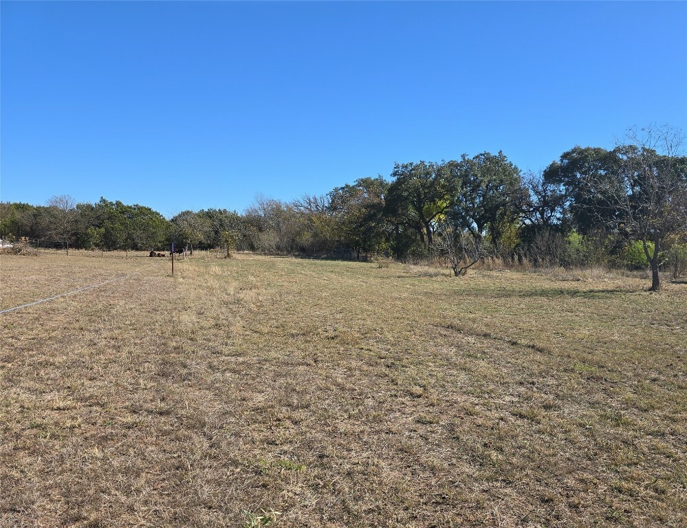 Property Photo:  1215 County Road 340  TX 78611 