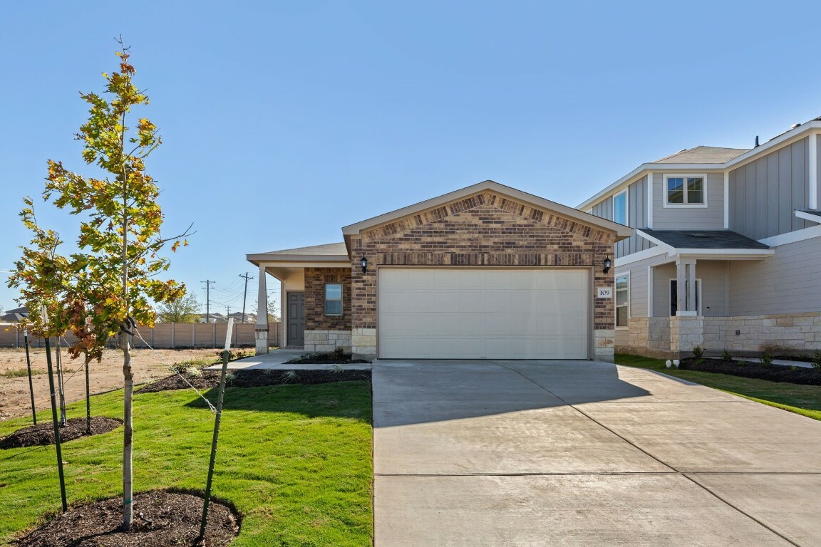 Property Photo: 109 Innisfree Road TX 76537