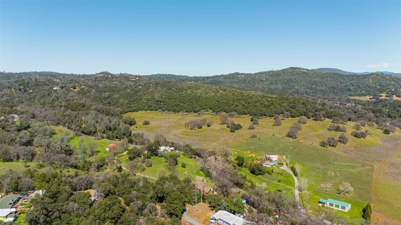 Property Photo:  18515 Rawhide  CA 95327 