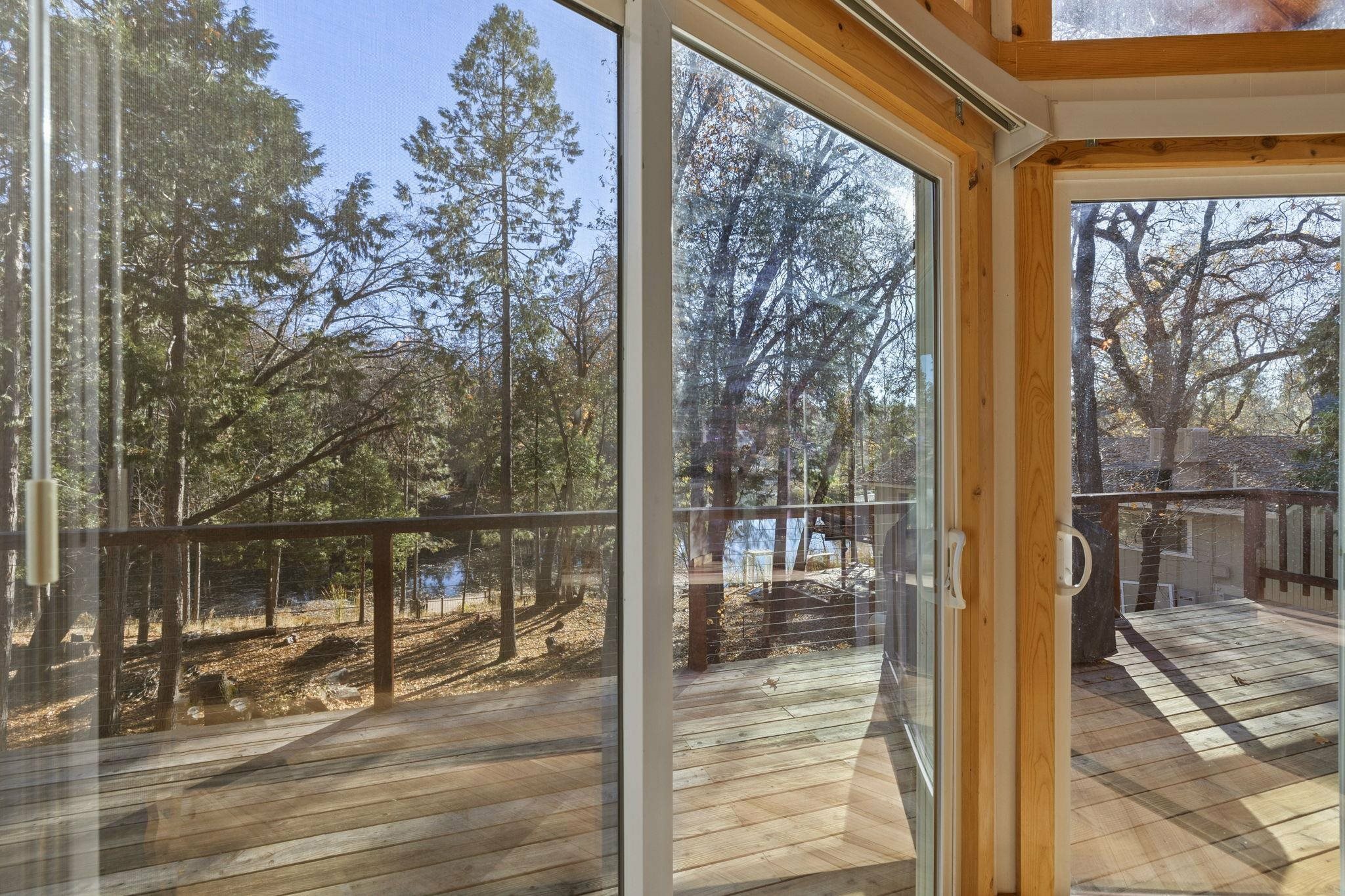 21786 Crystal Lake Dr  Sonora CA 95370 photo