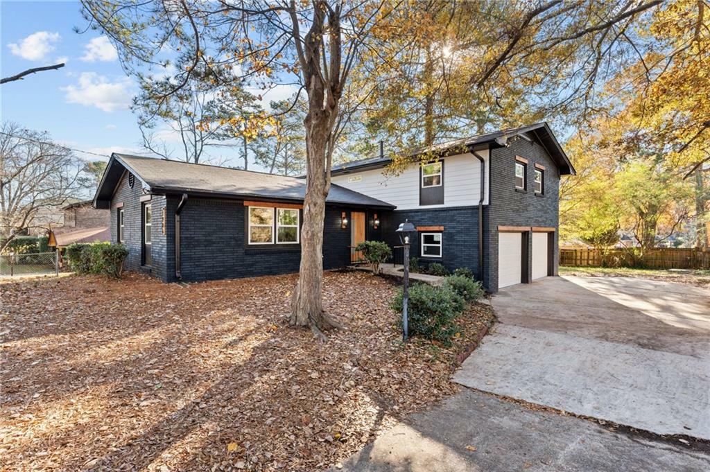 Property Photo:  1986 Twin Falls Road  GA 30032 