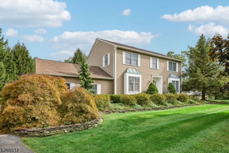 Property Photo: 8 Thunder Dr NJ 07418