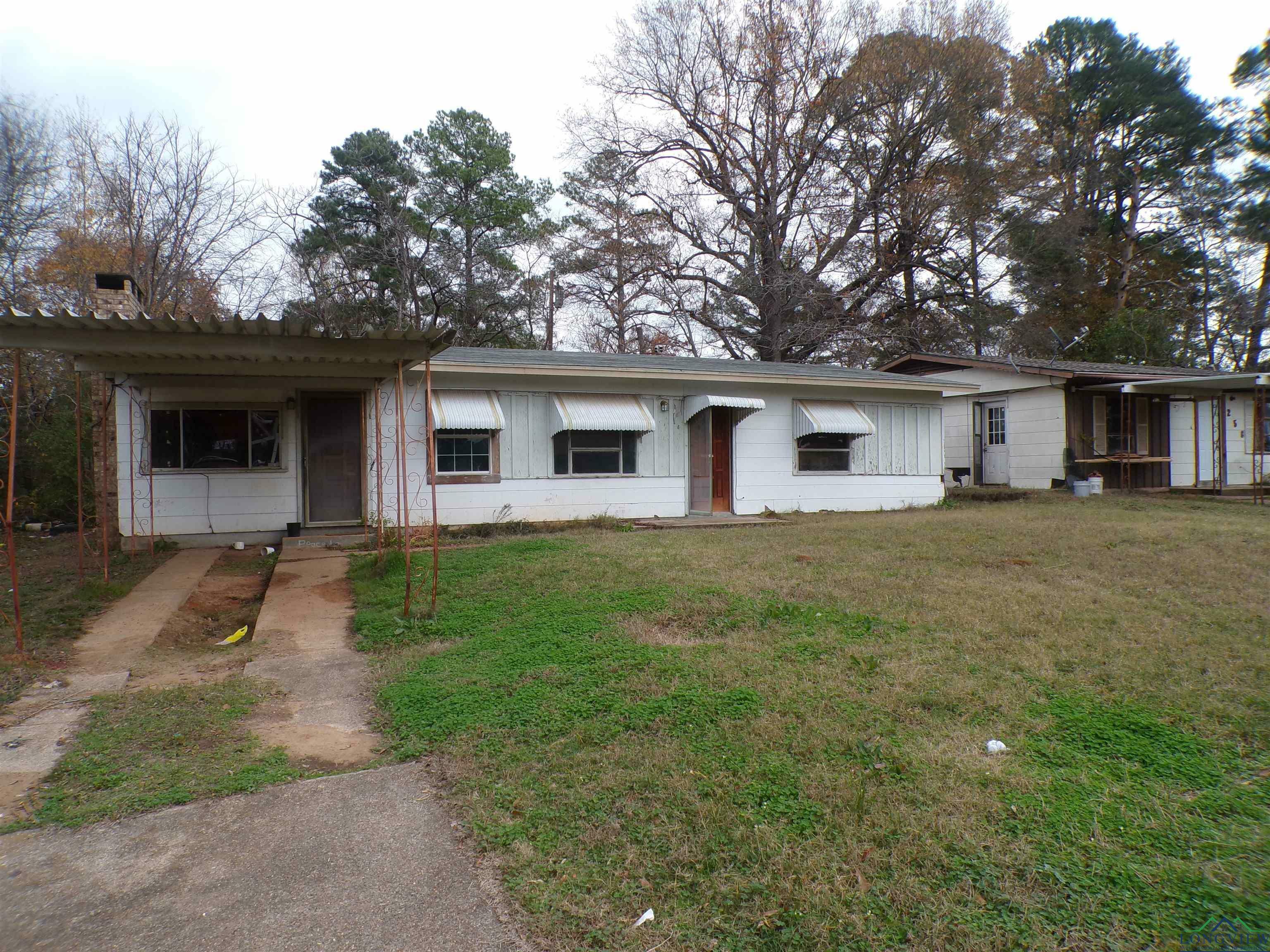 Property Photo:  262 Houston St.  TX 75668 