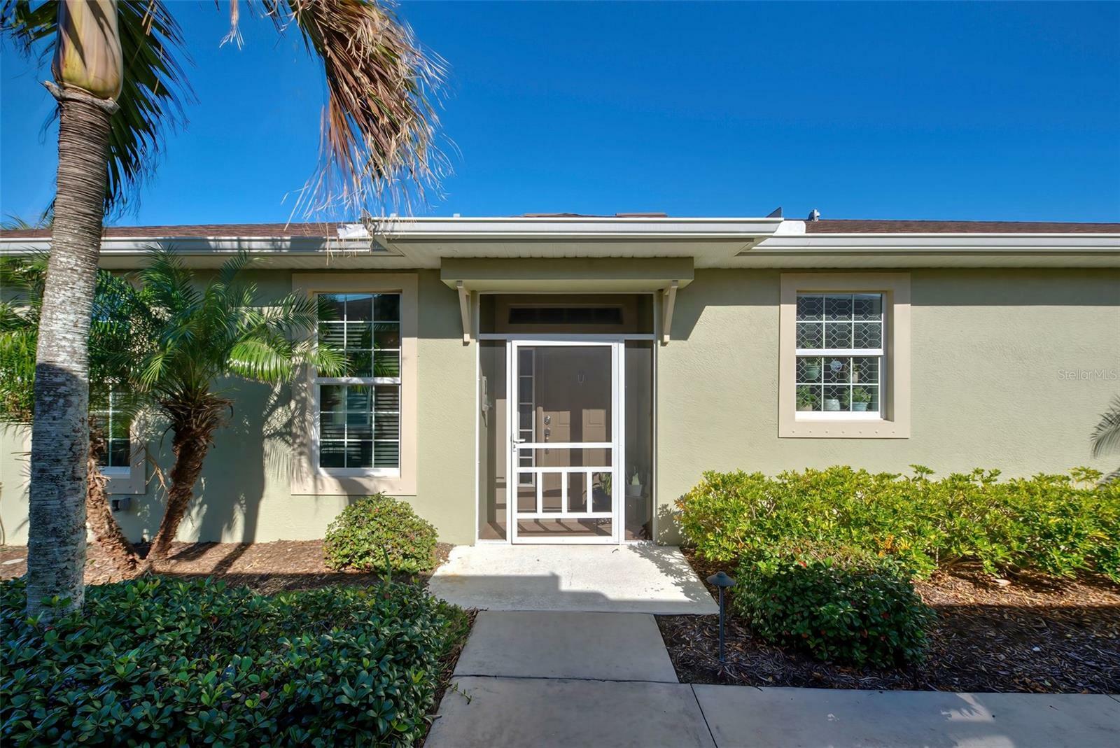 Property Photo:  143 Fontanelle Circle  FL 34292 