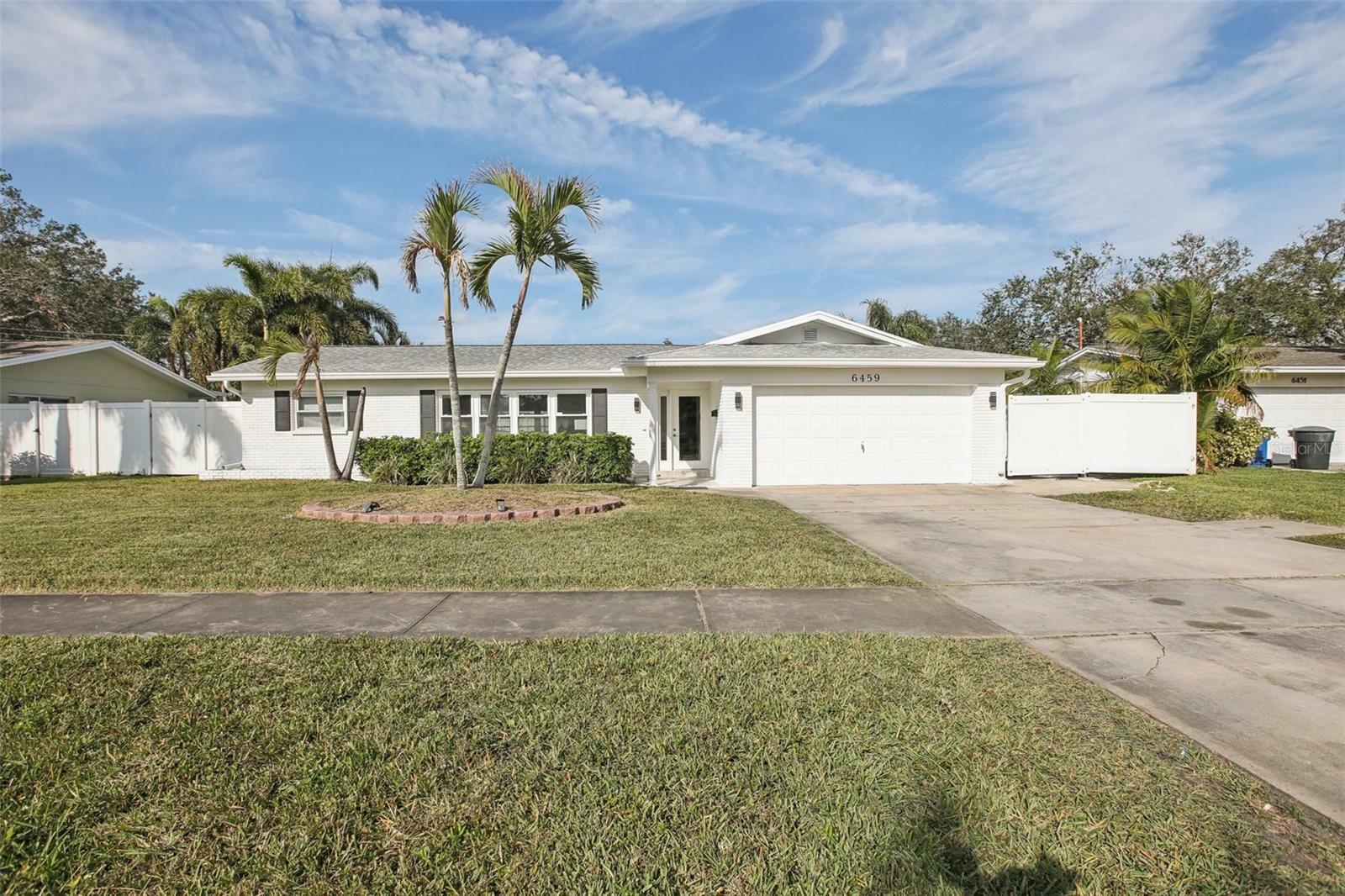 6459 30th Avenue N  Saint Petersburg FL 33710 photo