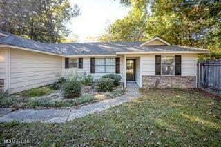 Property Photo:  205 Halstead Road  MS 39564 