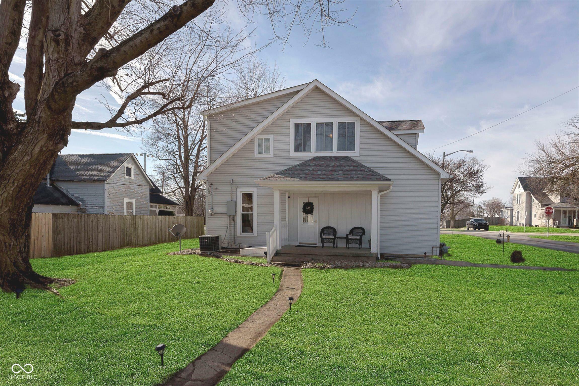 Property Photo:  330 S Woodward Street  IN 46051 