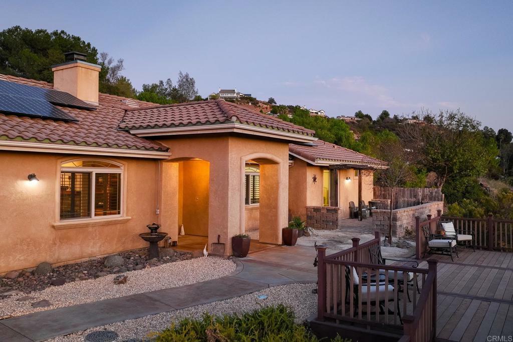 Property Photo:  865 Midway Drive  CA 91901 