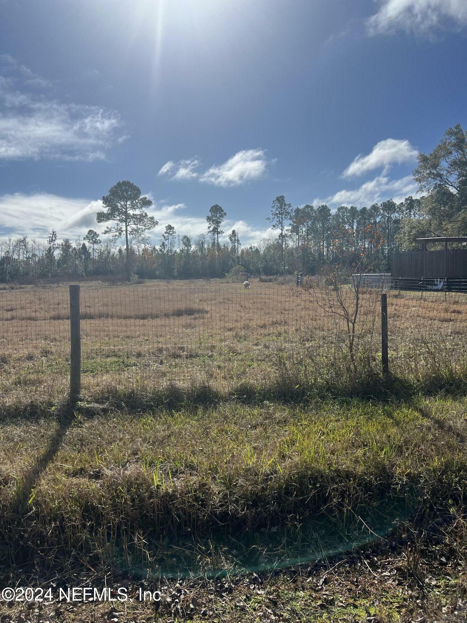 Property Photo:  5150 Parete Road S  FL 32218 