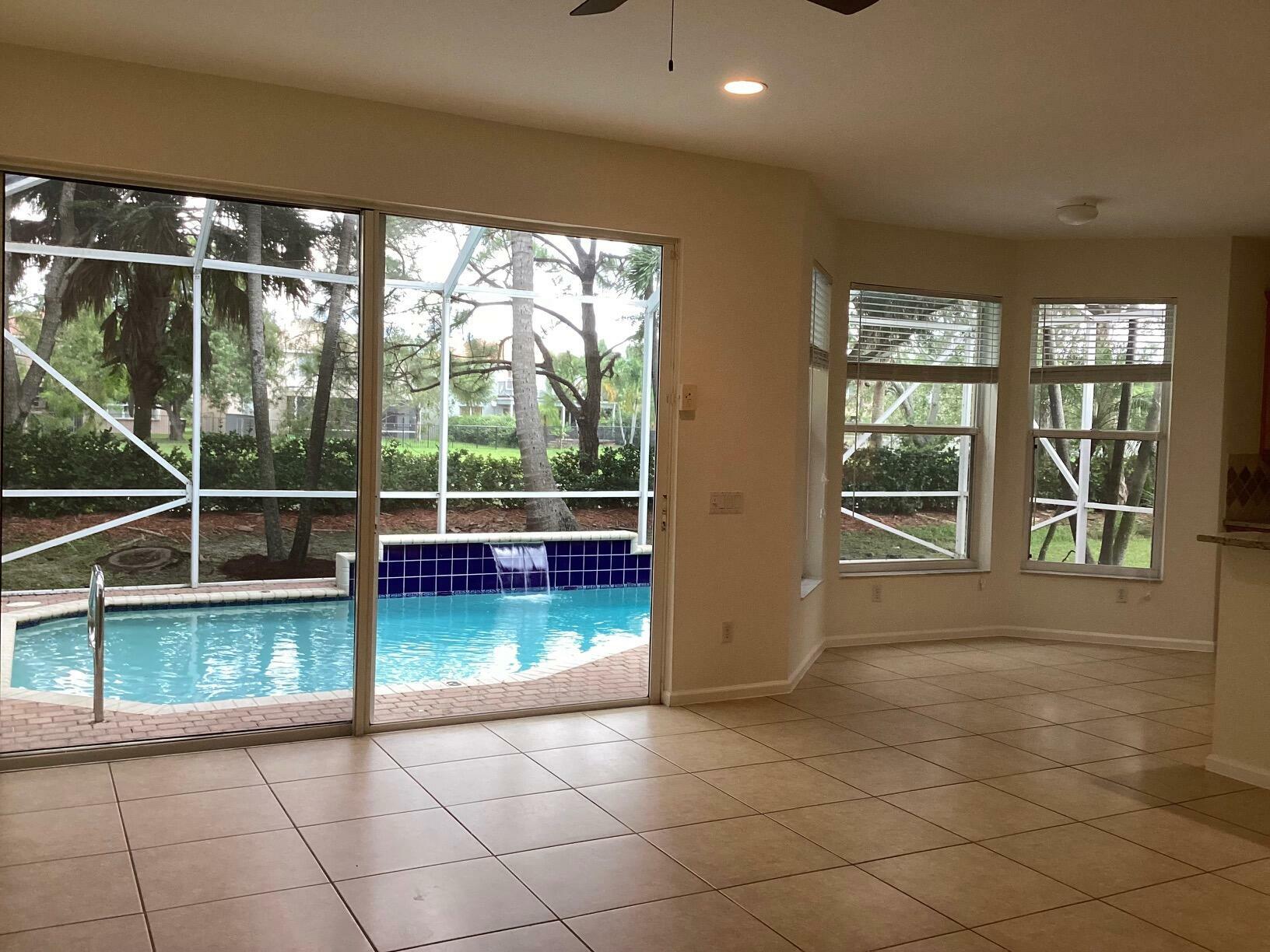 Property Photo:  5045 Nautica Lake Circle  FL 33463 