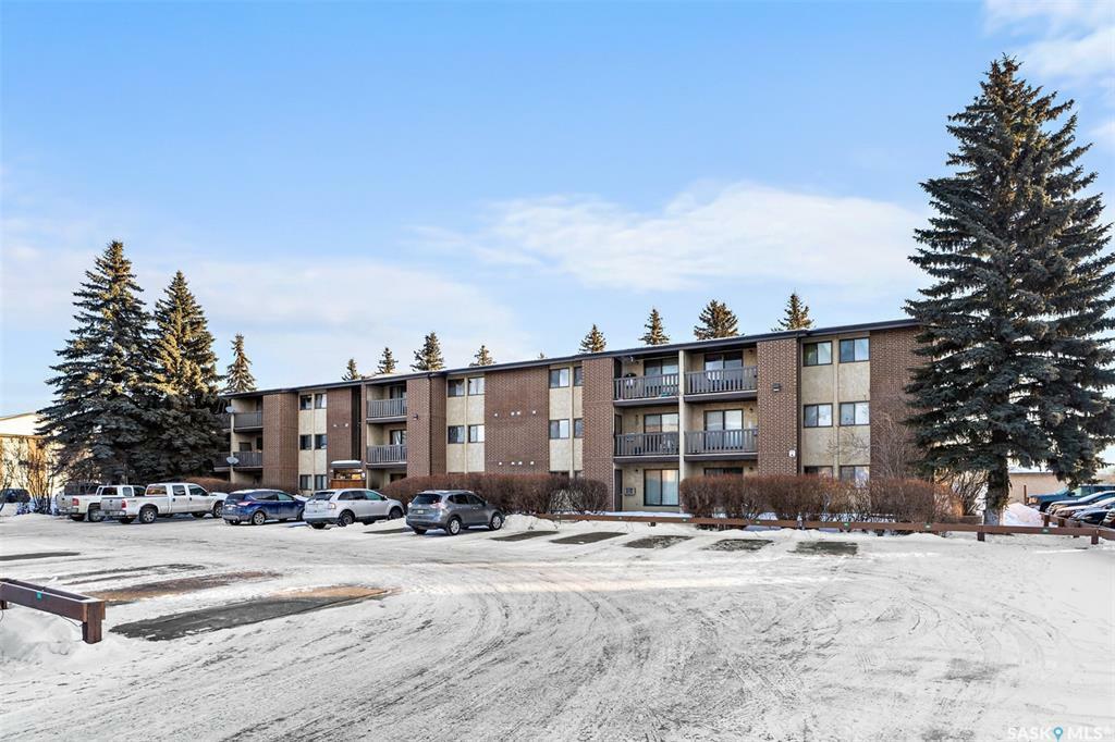 Property Photo:  311 Tait Crescent 305  SK S7H 5L6 