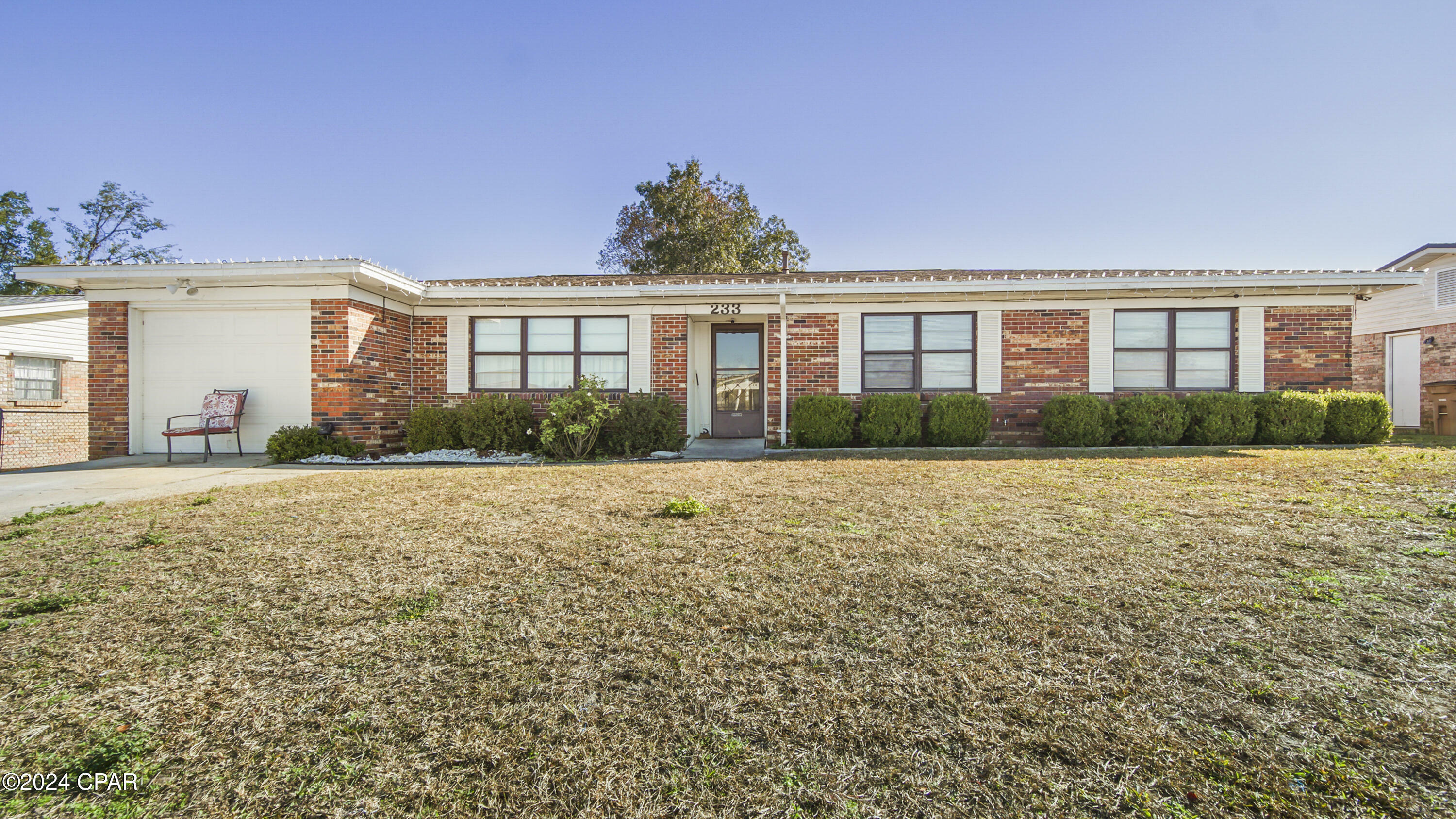 Property Photo: 233 S Kimbrel Avenue FL 32404