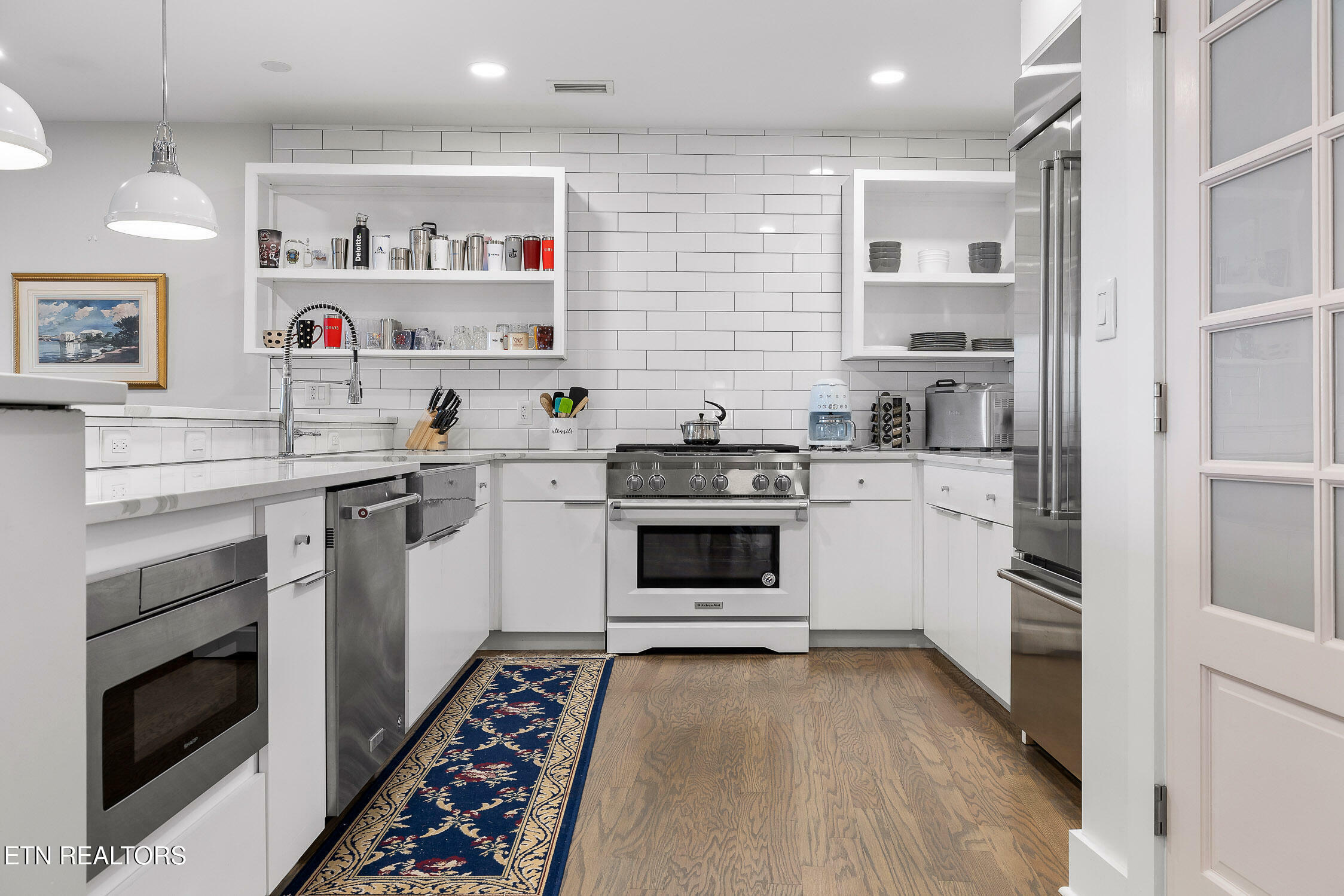 Property Photo: 4 Cherokee Blvd 409 TN 37405