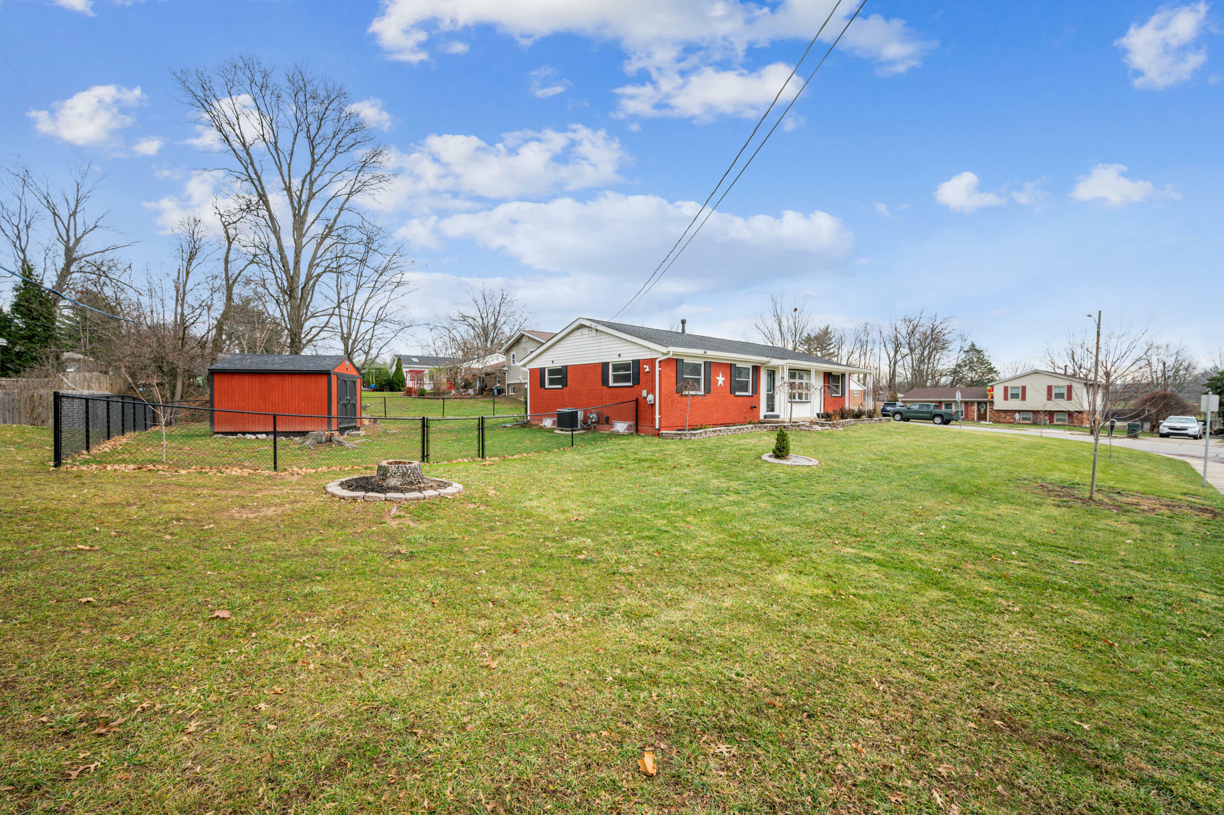 Property Photo:  2 Yealey Drive  KY 41042 