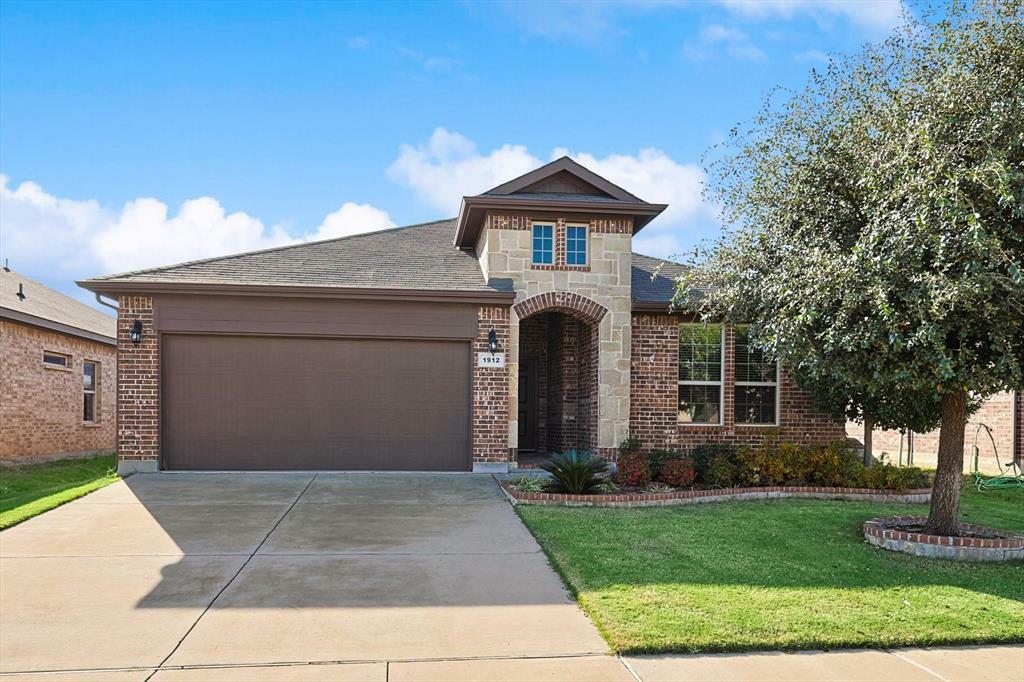 1912 Potrillo Lane  Fort Worth TX 76131 photo