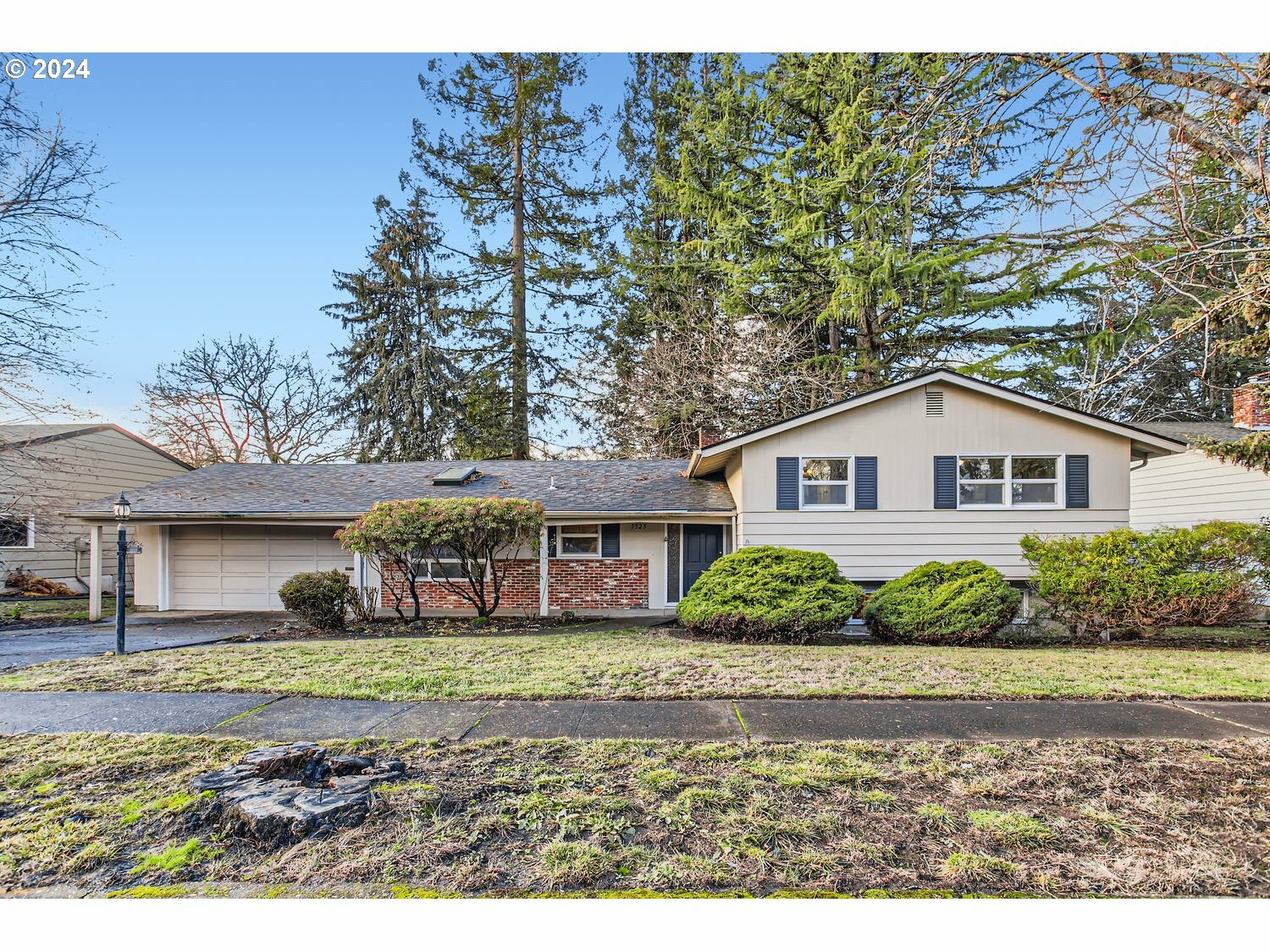 5525 SW Cherry Ave  Beaverton OR 97005 photo