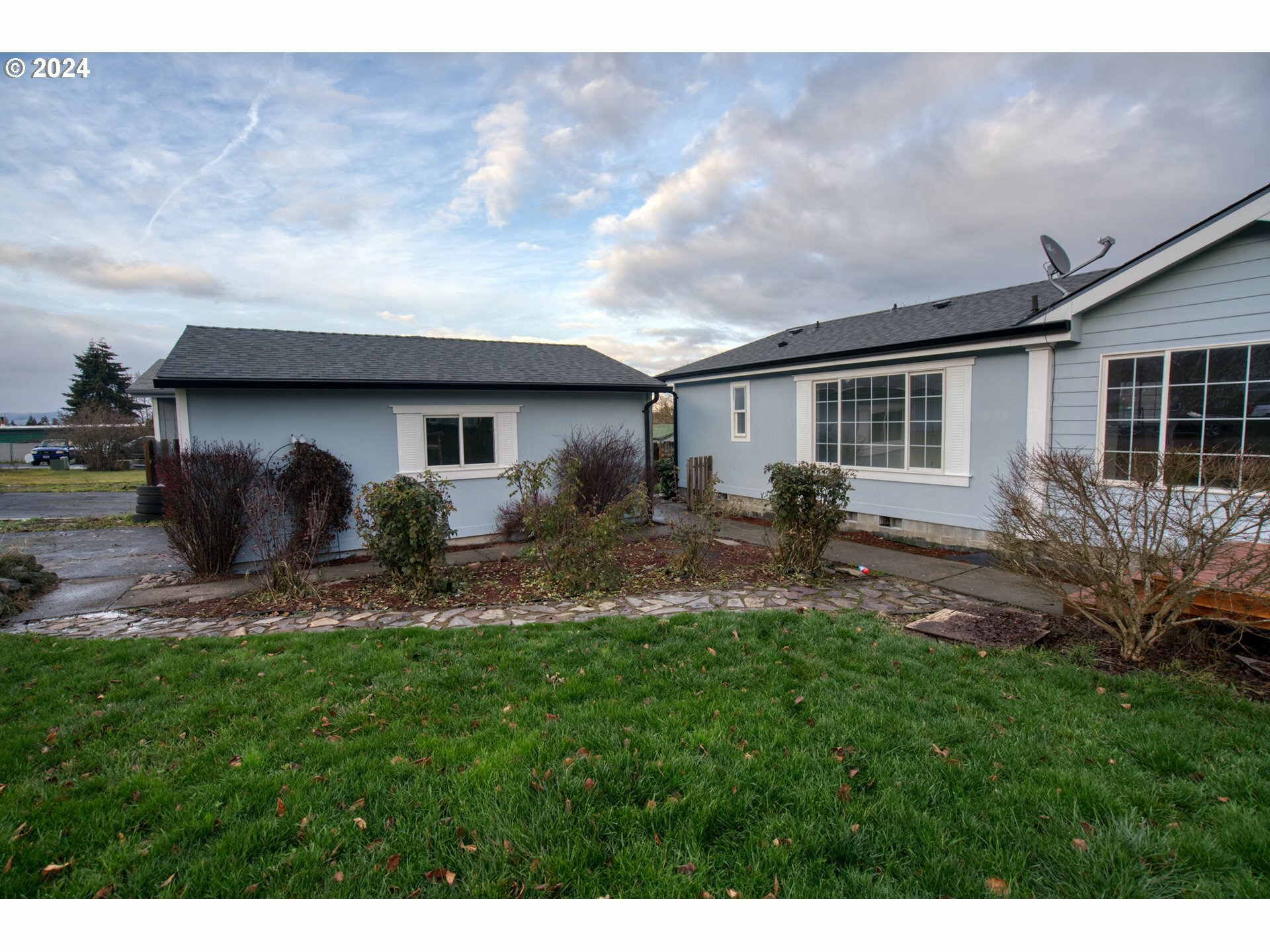 Property Photo:  3435 Layson Rd  OR 97031 