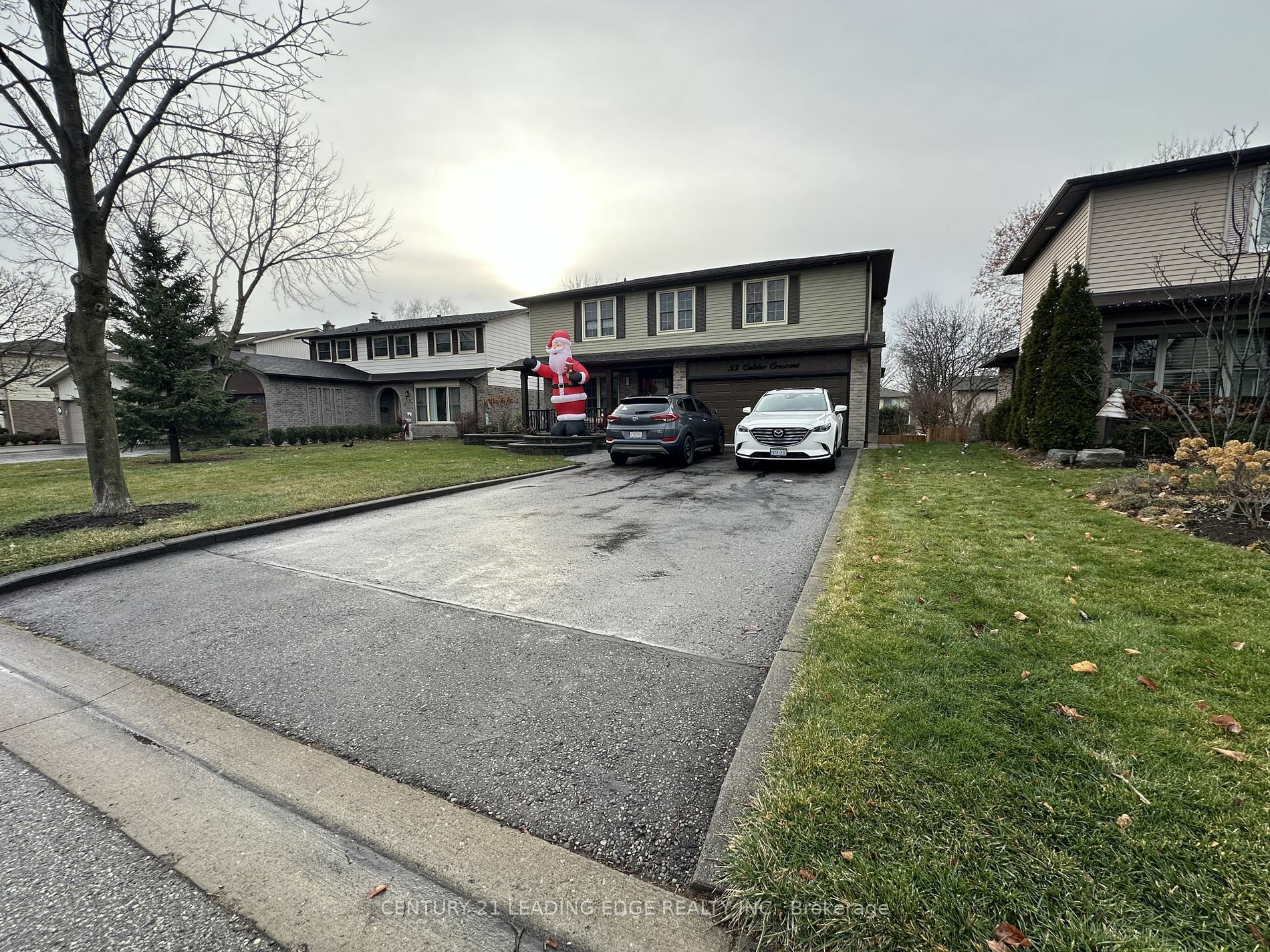 Photo de la propriété:  53 Calder Cres Bsmt  ON L1N 6M2 