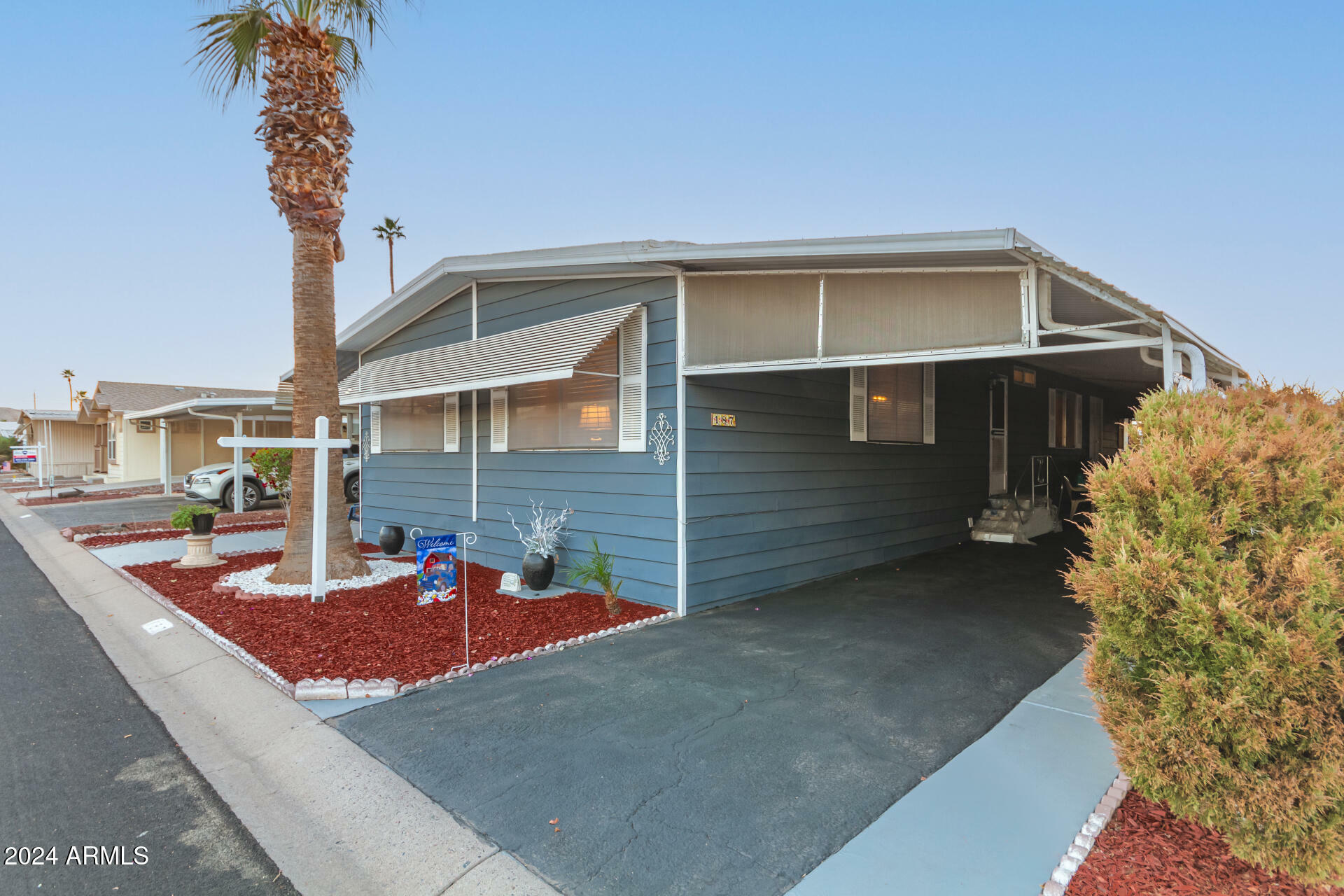 Property Photo:  2609 W Southern Avenue 187  AZ 85282 