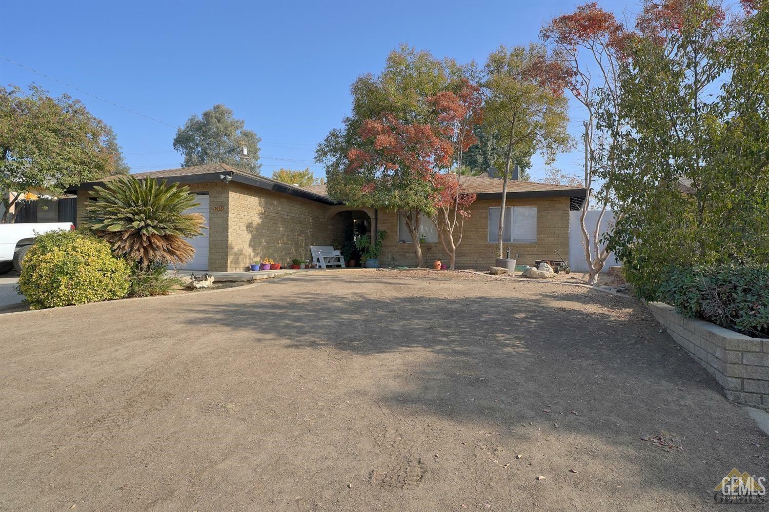 Property Photo:  3017 Montello Street  CA 93306 