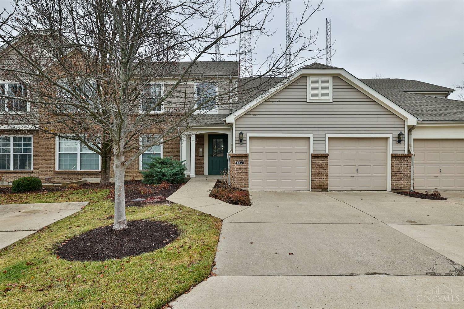 Property Photo:  860 Southmeadow Circle  OH 45231 