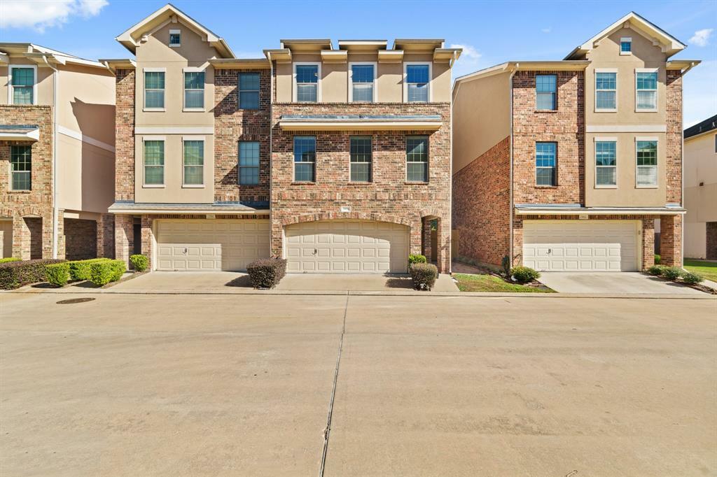 Property Photo:  7906 Stoneyway Drive  TX 77040 