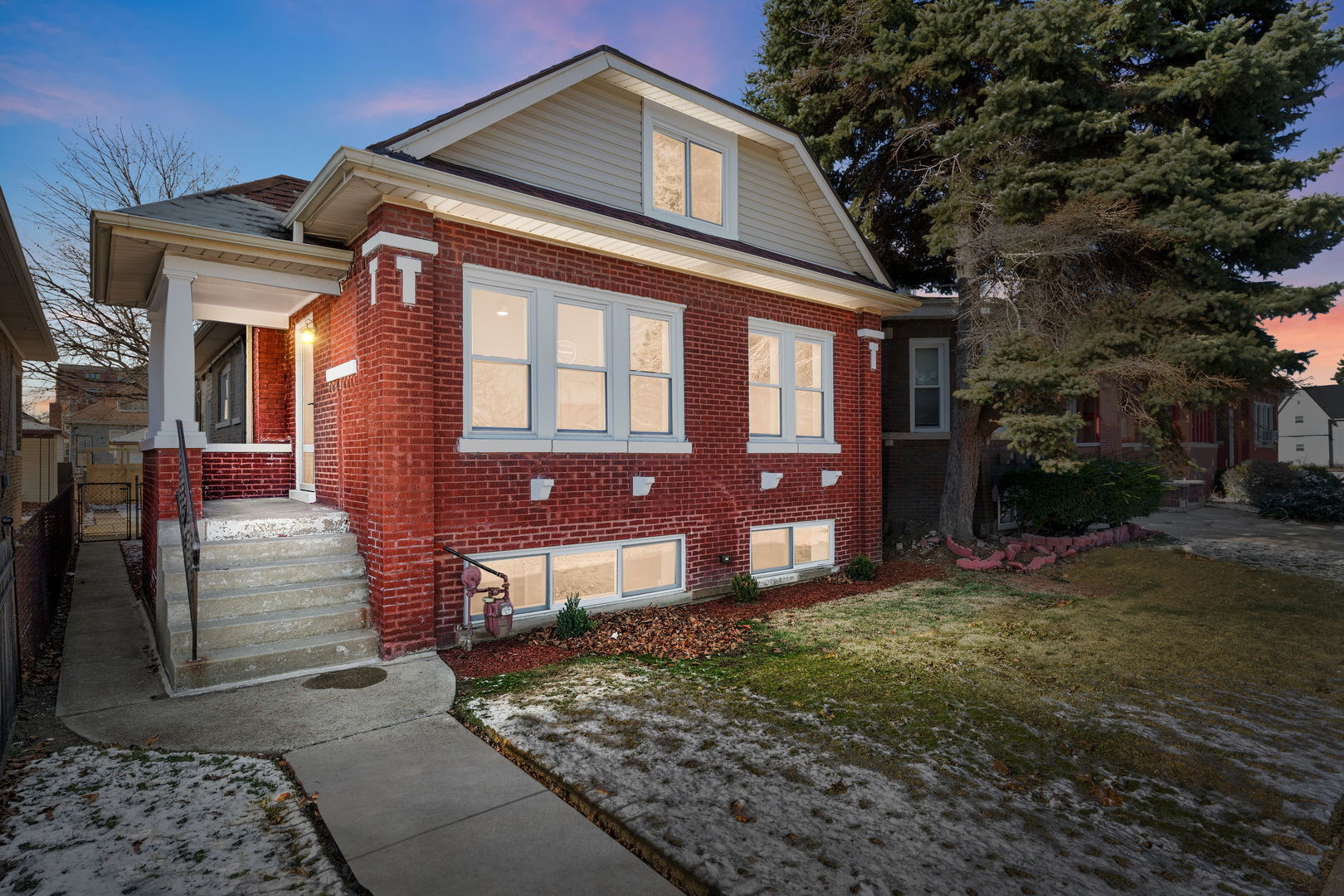 8920 S Throop Street  Chicago IL 60620 photo