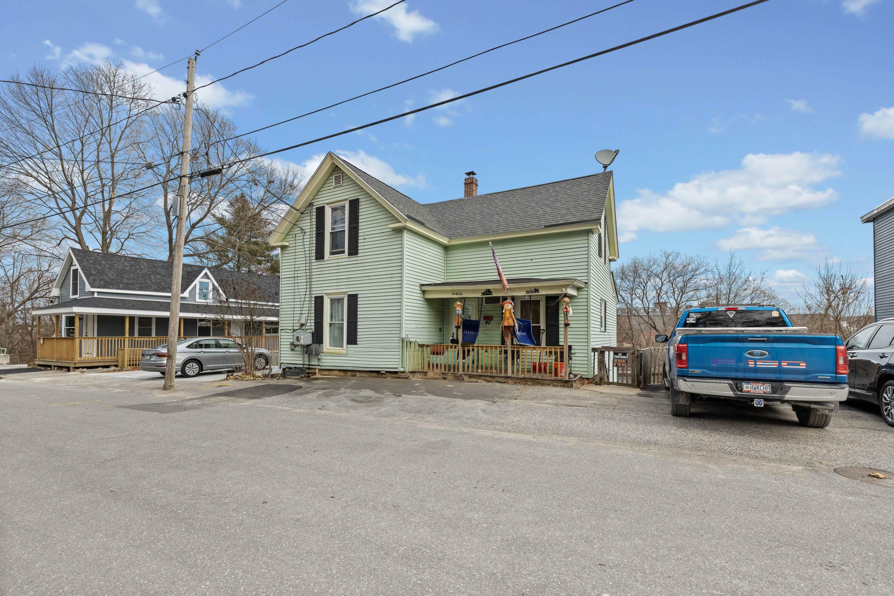 Property Photo:  42 Newbury Street  ME 04210 