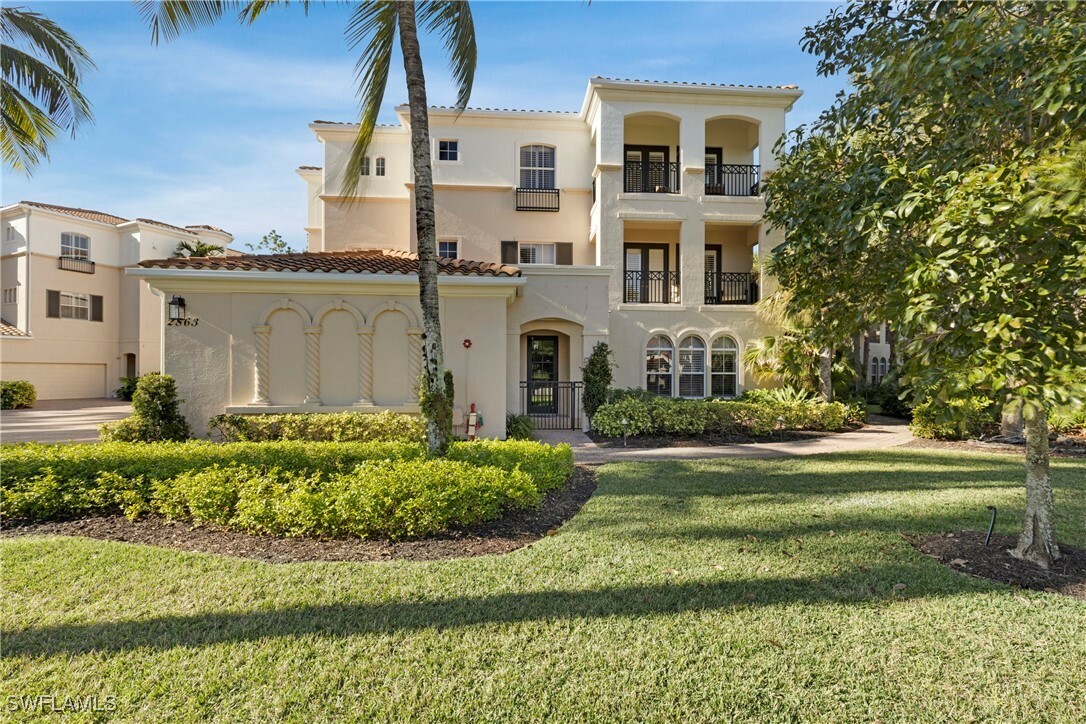 2863 Tiburon Boulevard E 102  Naples FL 34109 photo