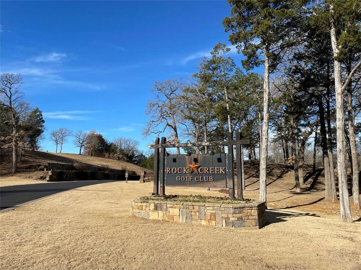 Property Photo: 124 Lake Road TX 76245