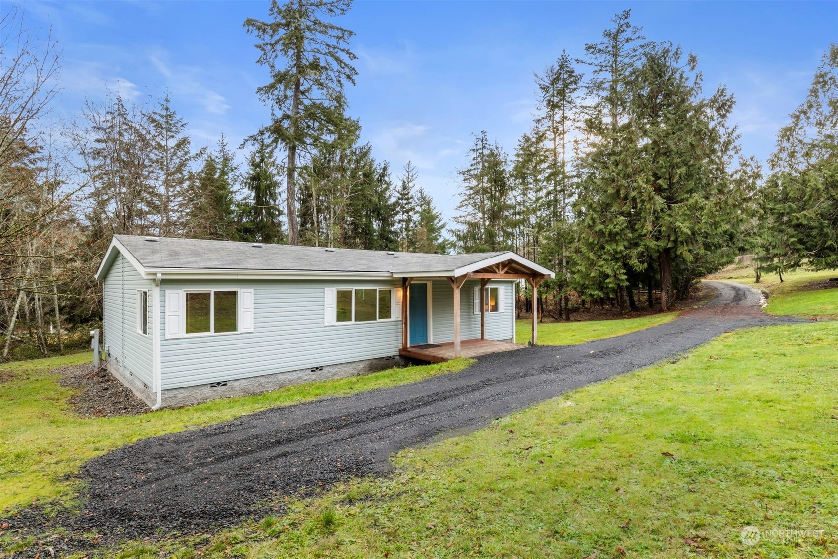 Property Photo:  470 E Gills Cove Drive  WA 98524 