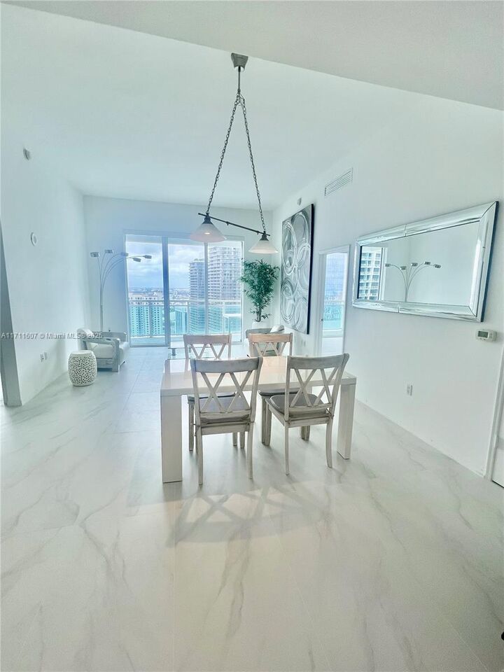 Property Photo:  951 Brickell Ave Ph4107  FL 33131 